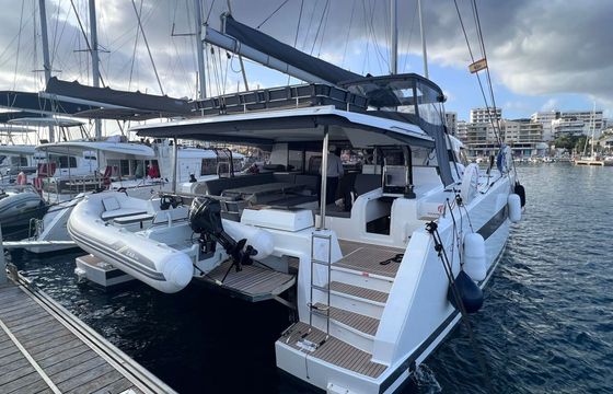 Catamaran FOUNTAINE PAJOT AURA 51-4 CABINS 15.5m