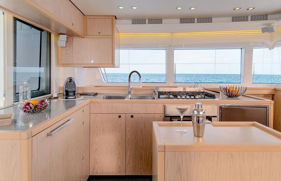 Catamaran Lagoon Lagoon 52 F with watermaker &amp; A/C - PLUS 15.84m