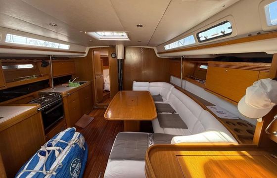 Sailboat CANTIERE DEL PARDO Grand Soleil 43 OT Race 13.25m