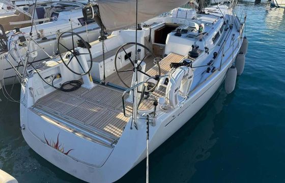 Sailboat CANTIERE DEL PARDO Grand Soleil 43 OT Race 13.25m