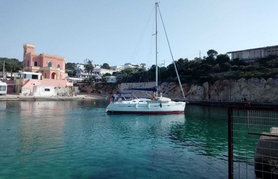 Sailboat Beneteau Oceanis 39.3 Clipper 12m