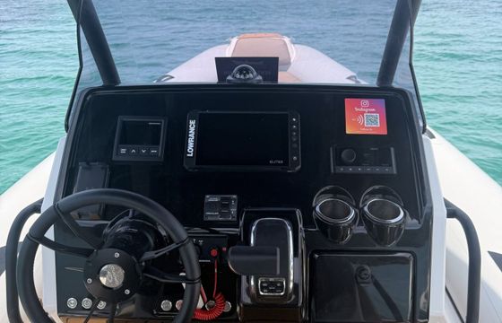 Motorboat Grand 750 250hp