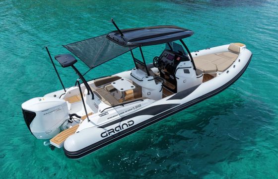 Motorboat Grand 750 250hp