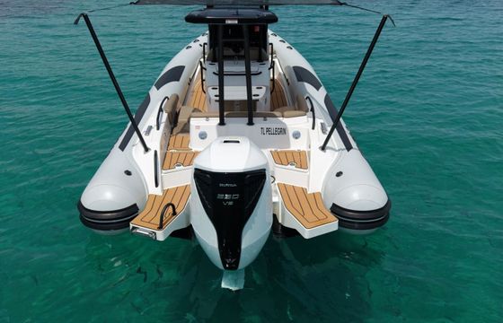 Motorboat Grand 750 250hp
