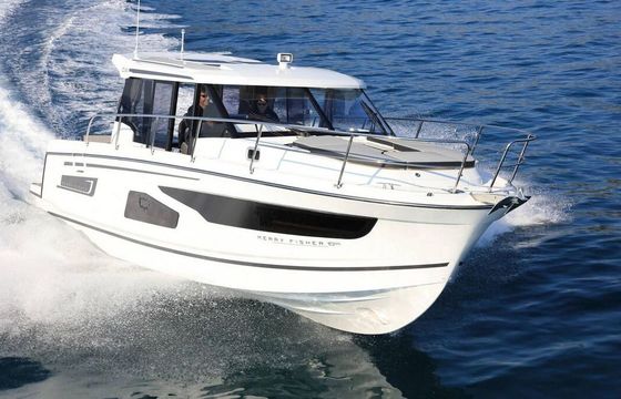 Motorboat Jeanneau Merry Fisher 1095 600hp