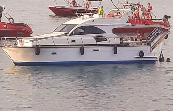 Motorboat Custom Made Side 600hp