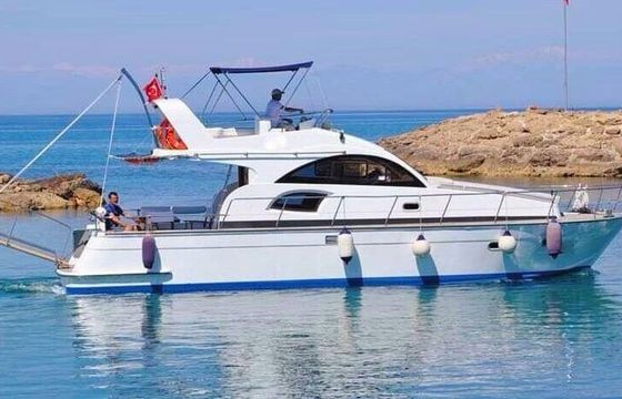 Motorboat Custom Made Side 600hp