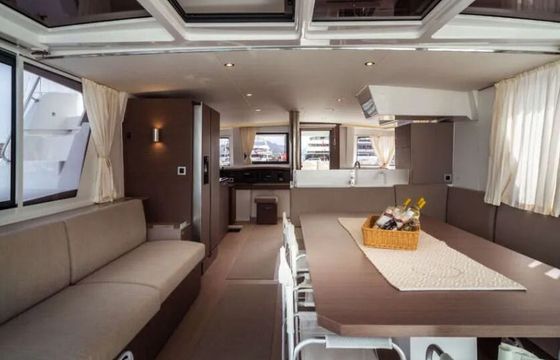 Catamaran Bali 4.8 14.82m