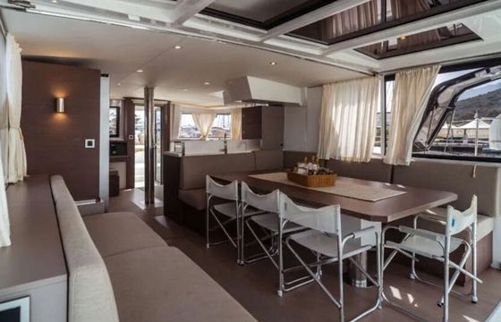 Catamaran Bali 4.8 14.82m