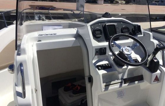 Motorboat Jeanneau Cap Camarat 6.5 Cc 200hp