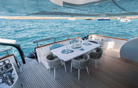 Motor yacht Maiora Maiora 99 4000hp