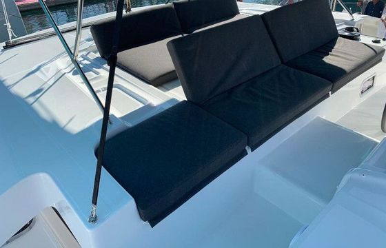 Catamaran Lagoon 46 13.99m