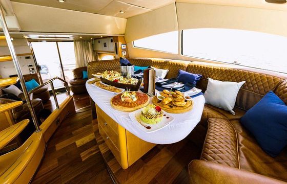 Motor yacht Sunseeker 60 Predator 1800hp