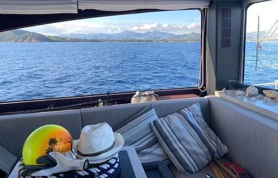 Motor yacht Cranchi Trawler 53 870hp