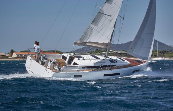 Sailboat JEANNEAU SUN ODYSSEY 440 13.39m