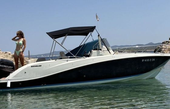 RIB Quicksilver Activ 675 Sundeck 200hp