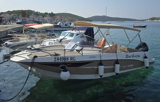 Motorboat Galeon Galia 250hp