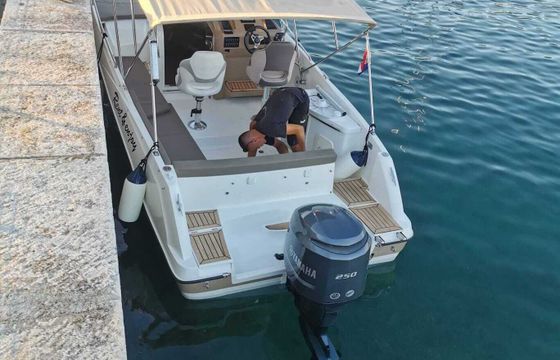 Motorboat Galeon Galia 250hp
