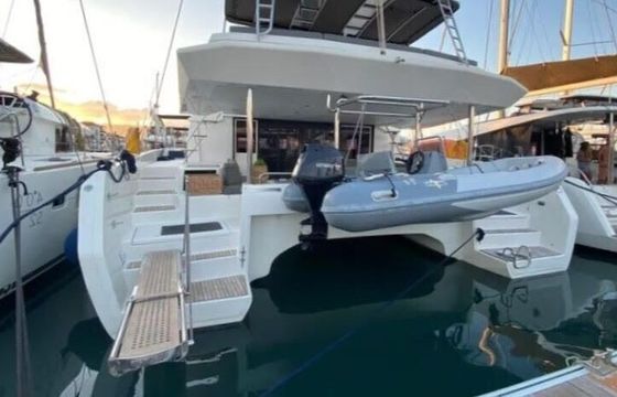 Catamaran Dufour Dufour 48 cat 14.63m
