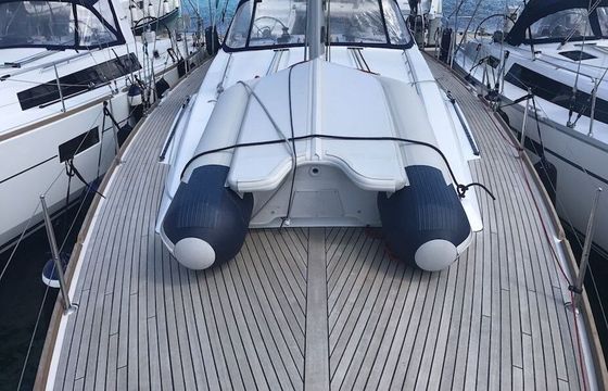 Sailboat BENETEAU OCEANIS 45 13.85m