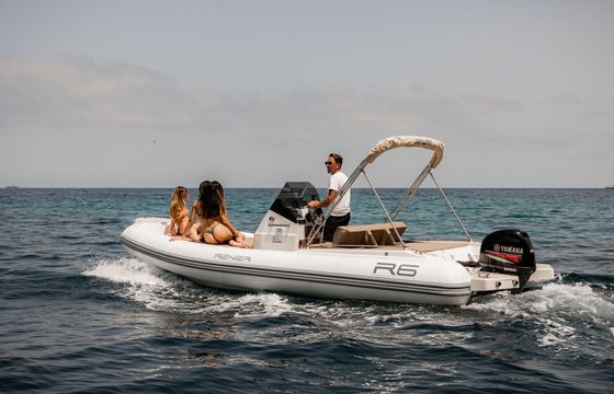 Boat without licence  Renier R6 40hp