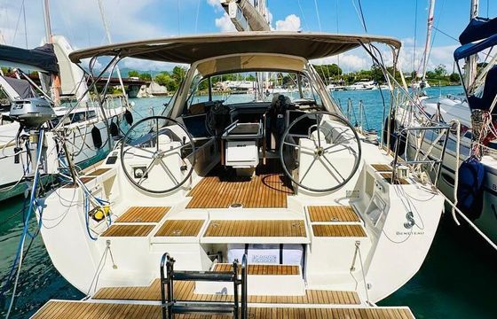 Sailboat Beneteau Oceanis 41 12m