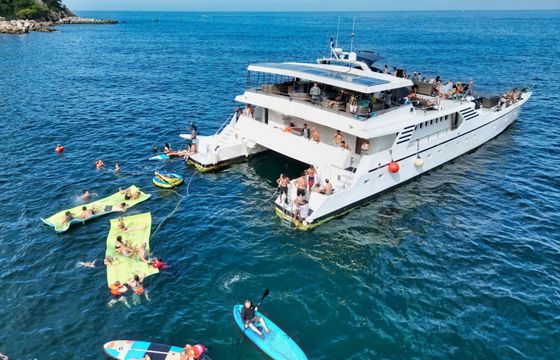 Motor yacht 100' Mega Yacht Custom 2000hp