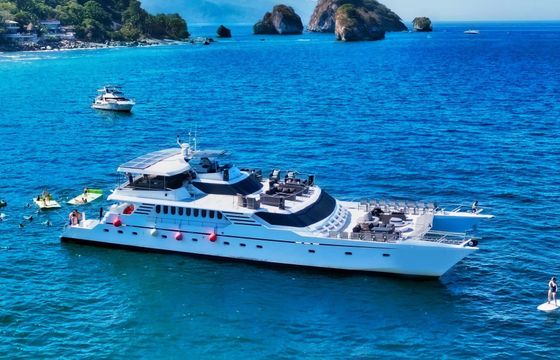 Motor yacht 100' Mega Yacht Custom 2000hp