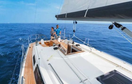 Sailboat Bavaria 34 Cruiser 9.99m