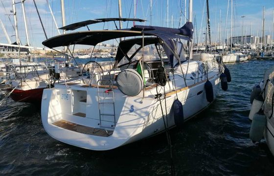Sailboat Beneteau Oceanis 46 14m