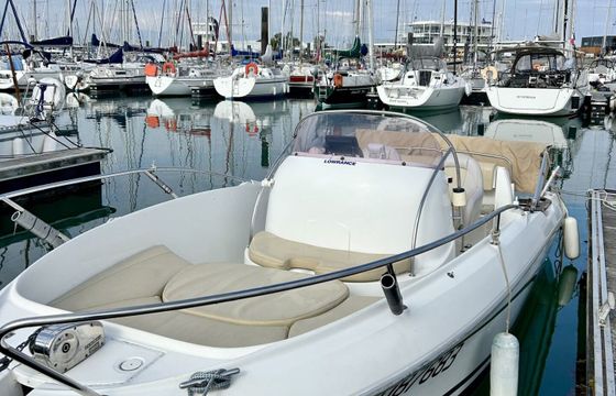 Motorboat Beneteau Flyer 650 150hp