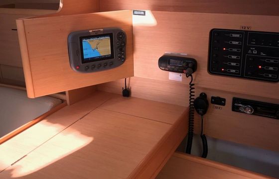Sailboat Beneteau First 31.7 9.8m