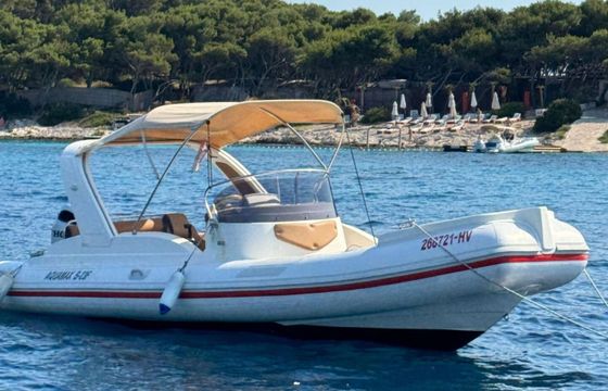 Motorboat AQUAMAX AQUAMAX B23 F 200hp