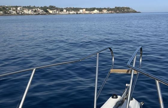 Motorboat Regal Commodore 258 350hp