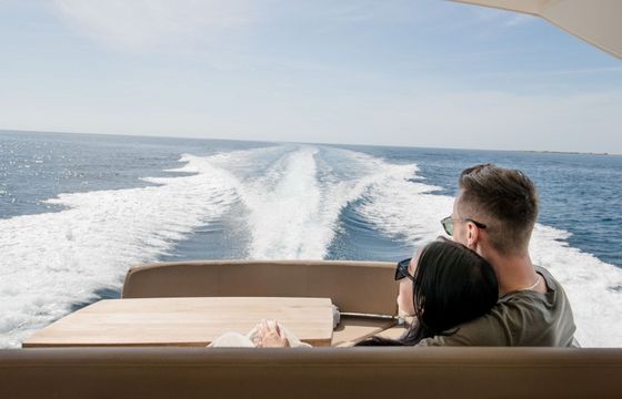 Motor yacht Jeanneau Prestige 390 S 640hp