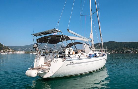 Sailboat Bavaria Cruiser 40 12m