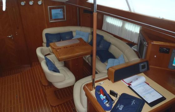 Sailboat Jeanneau 54DS 16.5m