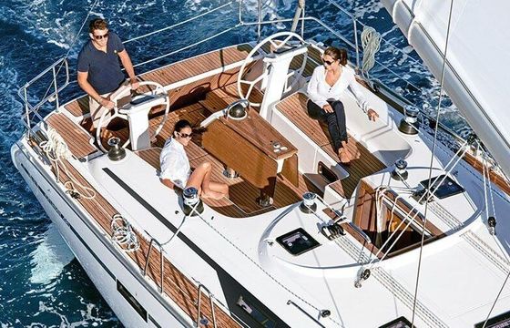 Sailboat Bavaria Cruiser 46 14.27m