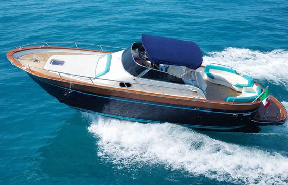 Motorboat Apreamare 38 Open 700hp