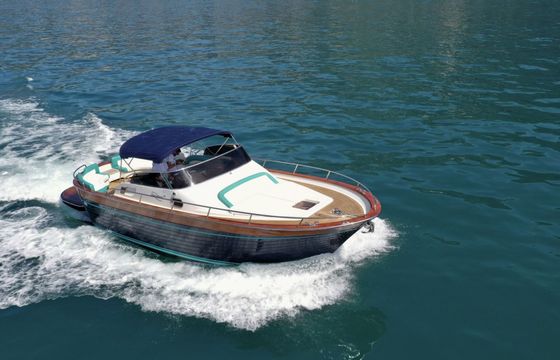 Motorboat Apreamare 38 Open 700hp