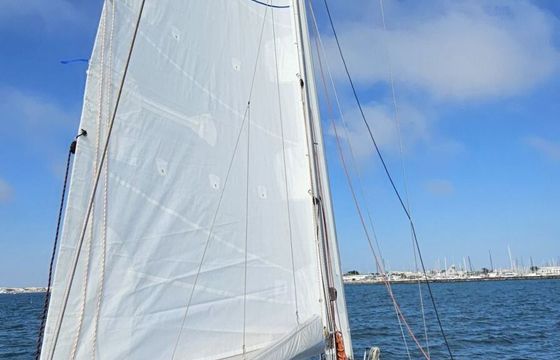 Sailboat Bénéteau First 30 9.35m
