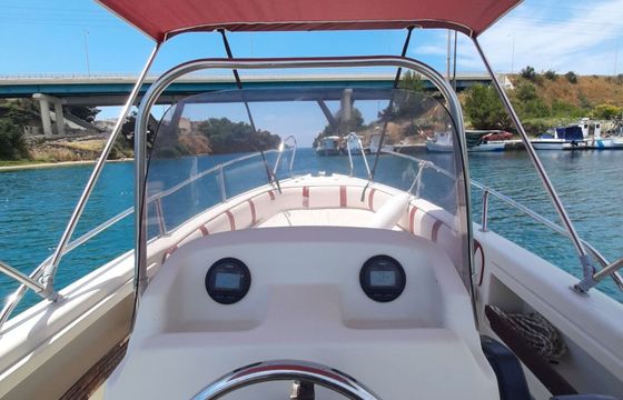 Boat without licence  Karel 530 100hp