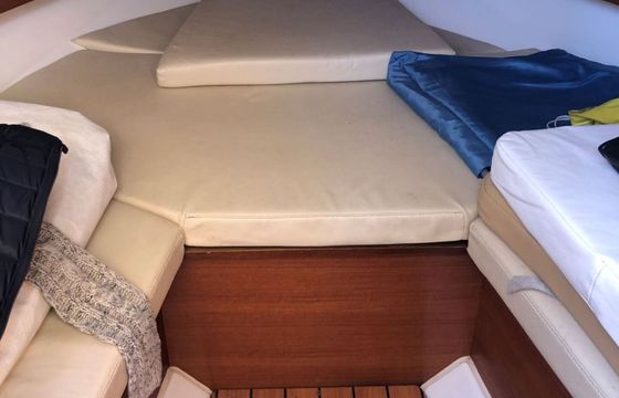 Motorboat Jeanneau Cap Camarat 755 Wa 250hp