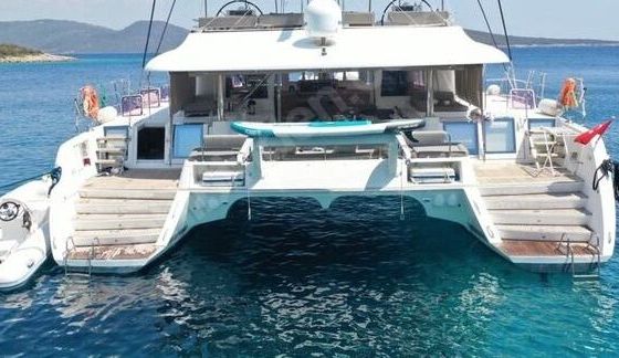 Catamaran Lagoon 620 20m