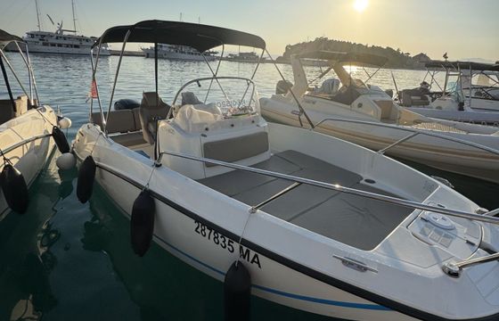 Motorboat Quicksilver Quicksilver 605 open activ 150hp
