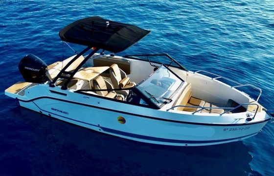 Motorboat Quicksilver QUICKSILVER ACTIV 675 Bowraider 200CV 200hp