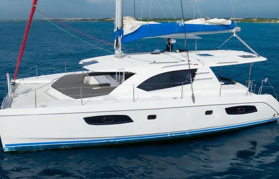 Catamaran Leopard 44 13.4m