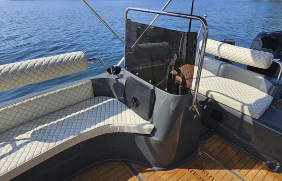 Boat without licence  Isatek "Erebos" / Cobra 495 40hp