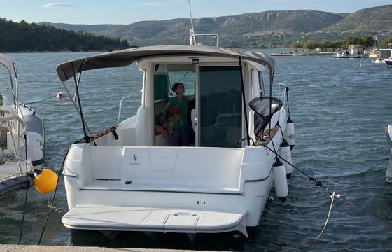Motorboat Jeanneau Merry Fisher 695 160hp