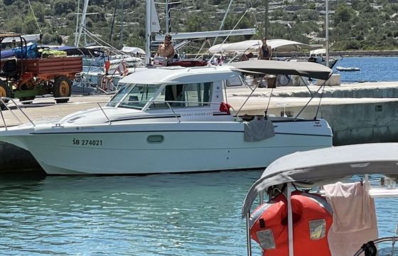 Motorboat Jeanneau Merry Fisher 695 160hp